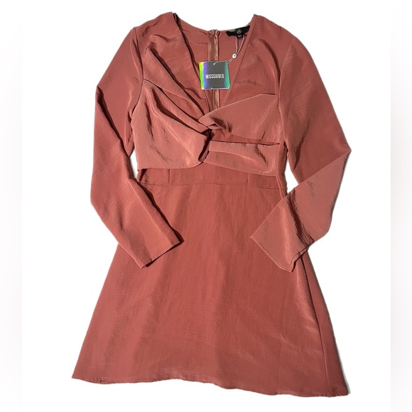 Miss Guided Long Sleeve Cross Over Front Mini Dress Rusty Pink Size 6 NWT - Picture 4 of 11
